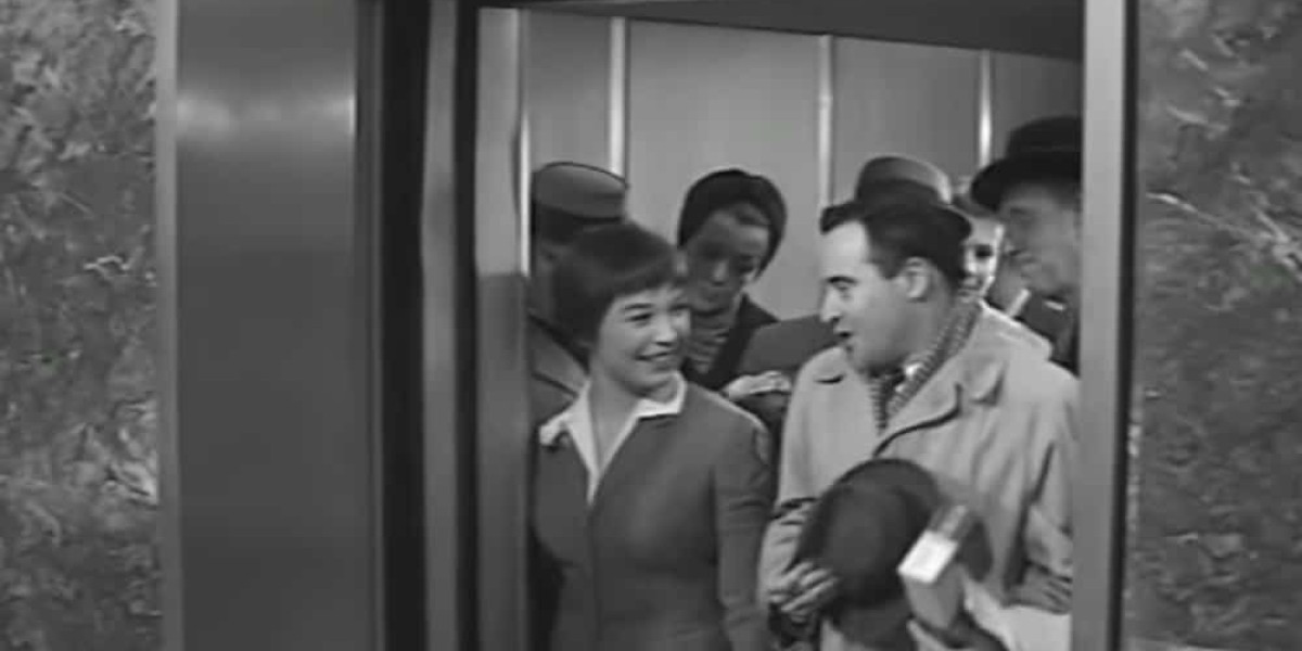 Aufzug auf der Leinwand: Jack Lemmon ist der Star.Aufzug auf der Leinwand: Jack Lemmon ist der Star.
